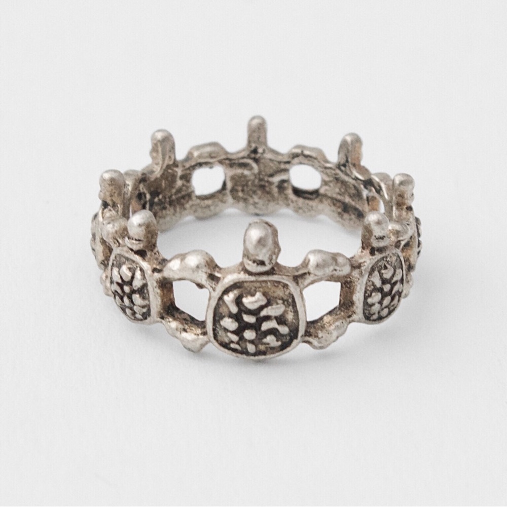 Vintage Silver Tone Turtle Ring Size 6 Band